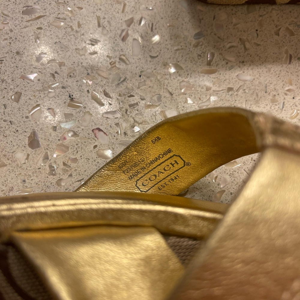 Coach Metallic Gold Platform Sandals 6.5 - Picture 4 of 5